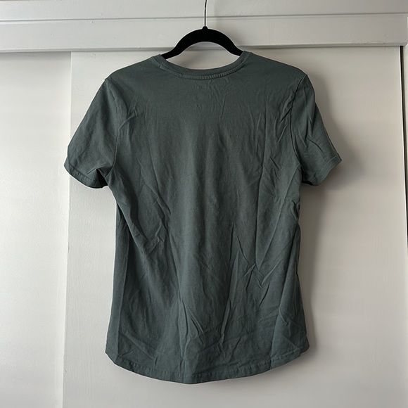 The North Face T Shirt - Picture 2 of 4